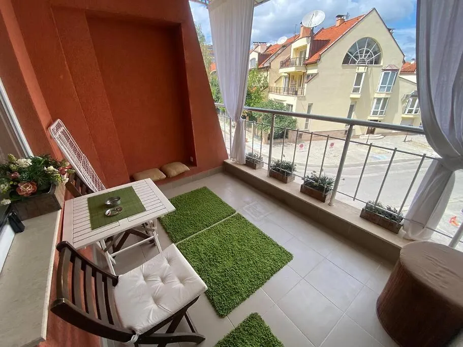 Lovely 1-Bedroom Apartament With Free Parking ソフィア 0*,