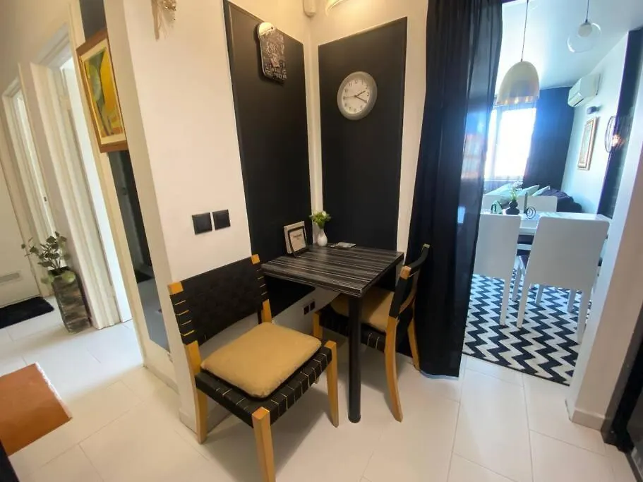 アパート Lovely 1-Bedroom Apartament With Free Parking ソフィア